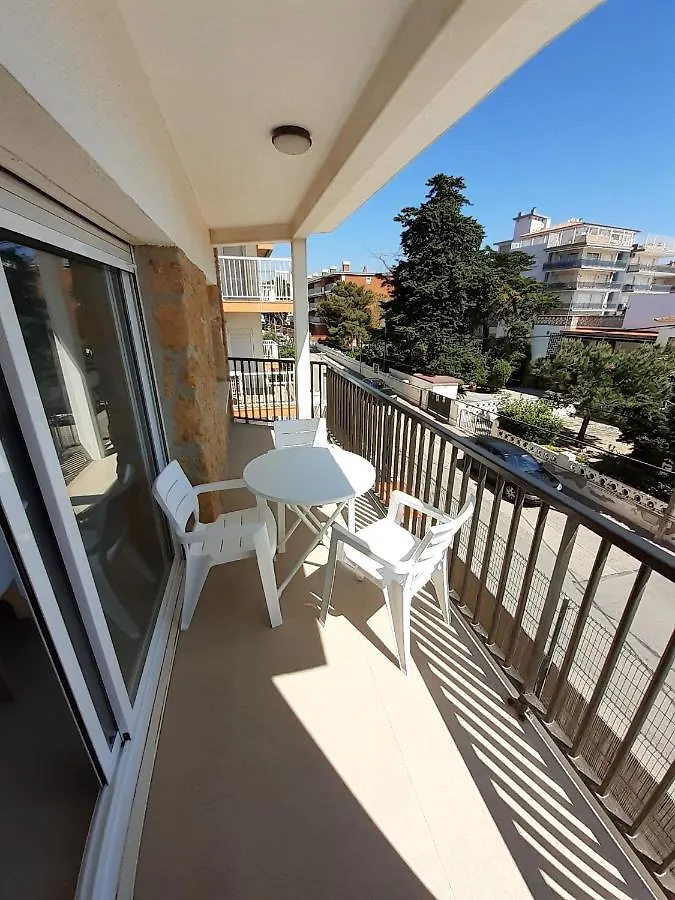 Apartamentos Dins Mar Apto. 4 Torredembarra Apartment